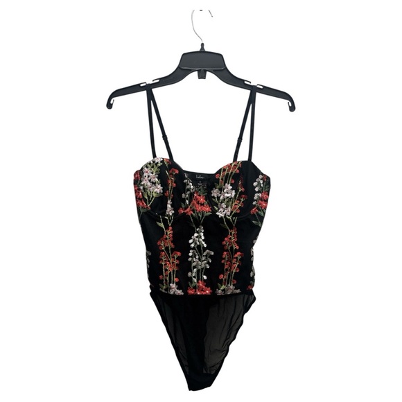 Lulu's Red and White Sleeveless Bustier Bodysuit - Picture 6 of 9